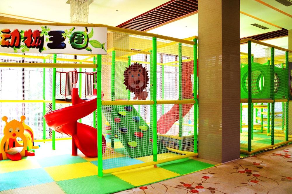 Binhai  Hilton Tianjin Eco-City מראה חיצוני תמונה