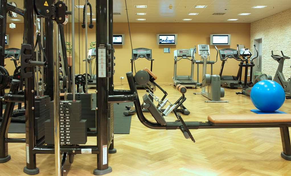 Binhai  Hilton Tianjin Eco-City מתקנים תמונה