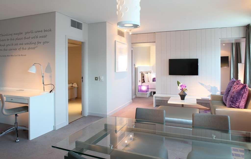 Binhai  Hilton Tianjin Eco-City חדר תמונה